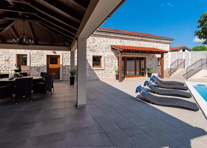 Tatil Evi Miandri